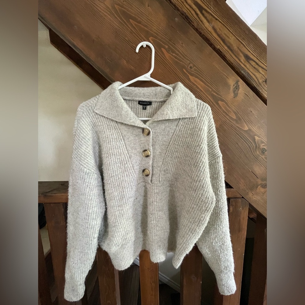 Dynamite Light Gray V-Neck Sweater with Buttons